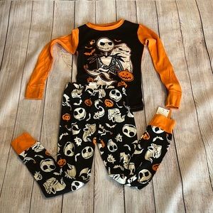Kids Halloween Pjs (size 6)